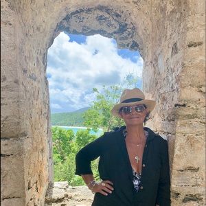 Meet your Posher, Jacqueline